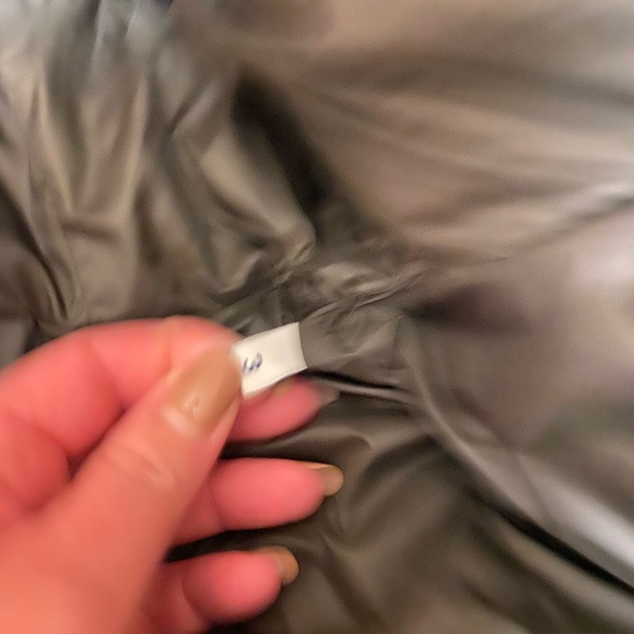 Moncler boed with fur size 3 - Picture 4 of 16